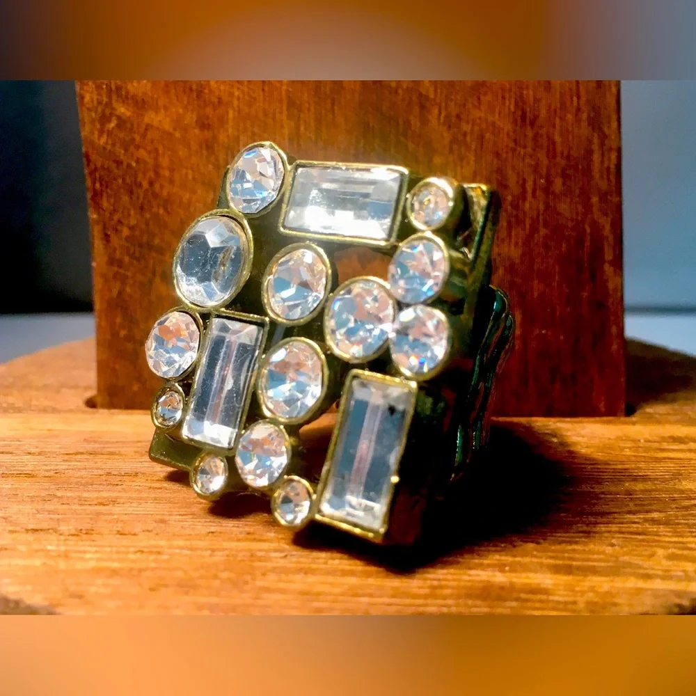 VINTAGE Metallic Silver Statement ring Rhinestone Vintage Brass tone adjustable - Picture 3 of 10